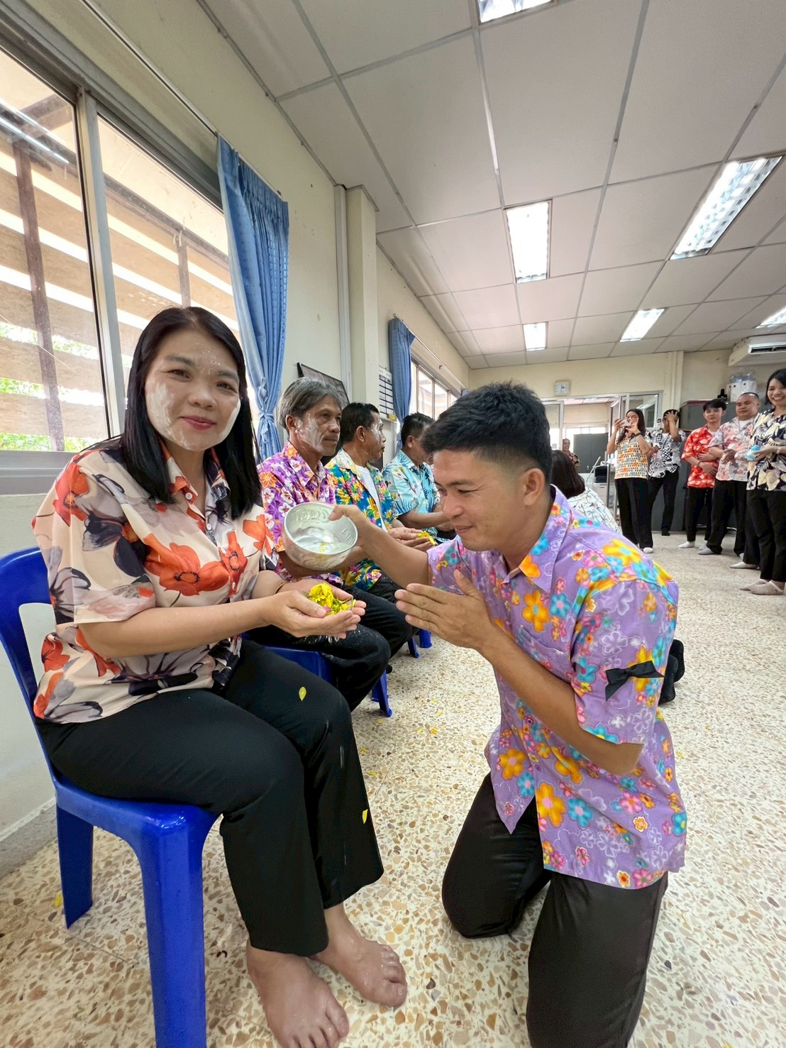 title - ส.ป.ก. ยโสธร จัดพิธีสรงน้ำพระและพิธีรดน้ำดำหัว เนื่องในโอกาสวันขึ้นปีใหม่ไทย ประจำปี พ.ศ.2569